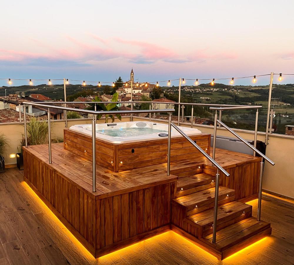 La Piazzetta degli Artisti - Boutique B&B Bossolasco Esterno foto
