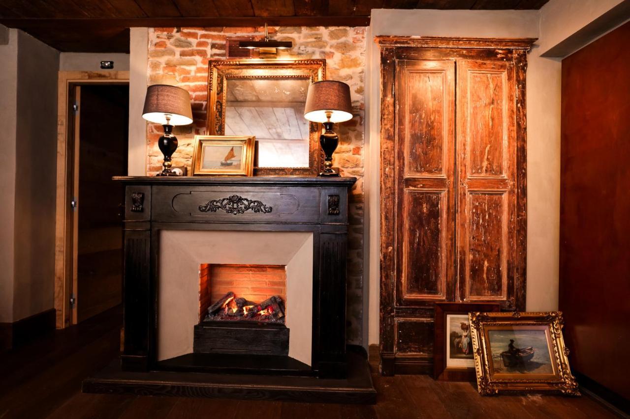La Piazzetta degli Artisti - Boutique B&B Bossolasco Esterno foto